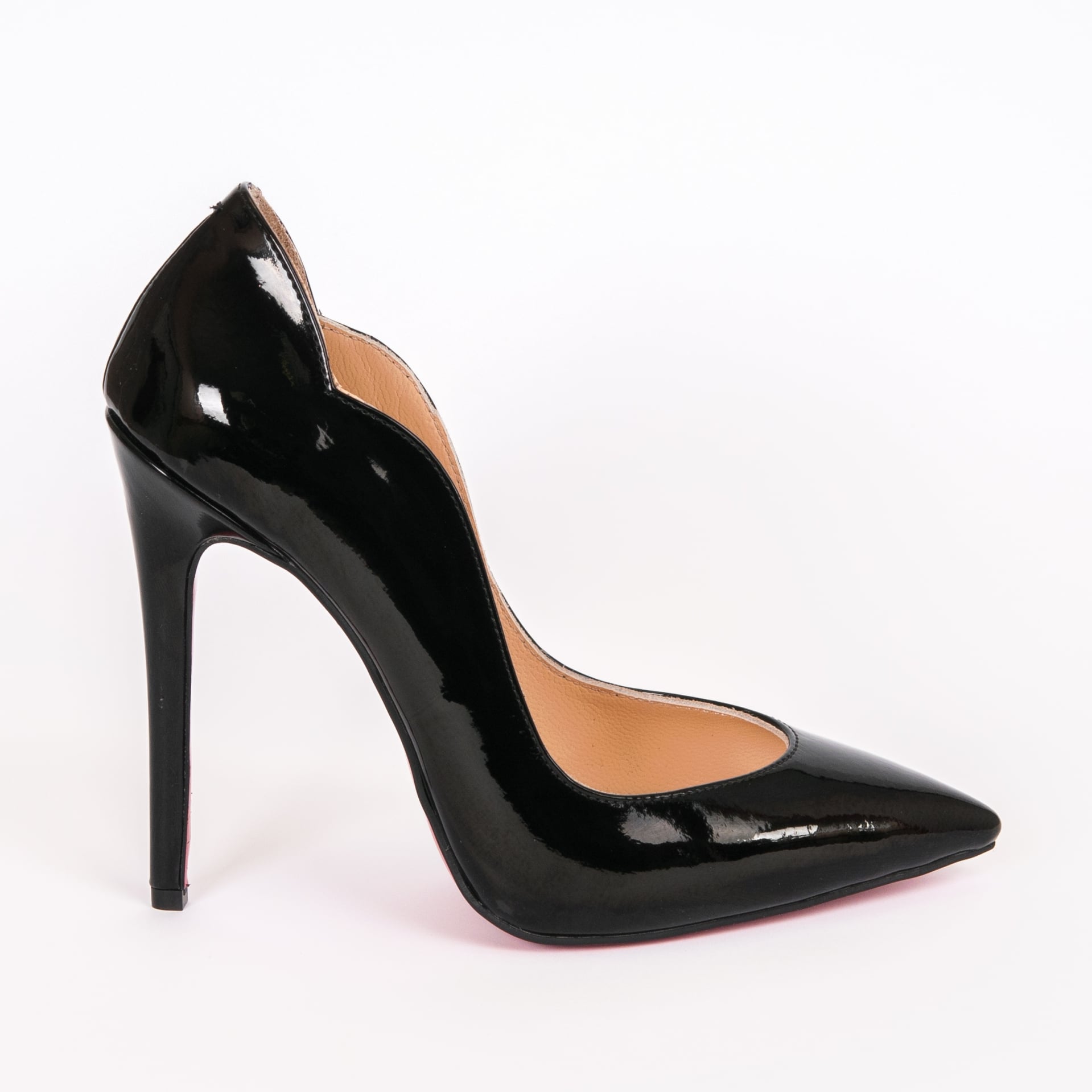Дамски обувки LOVE черен лак с ток 12 см.