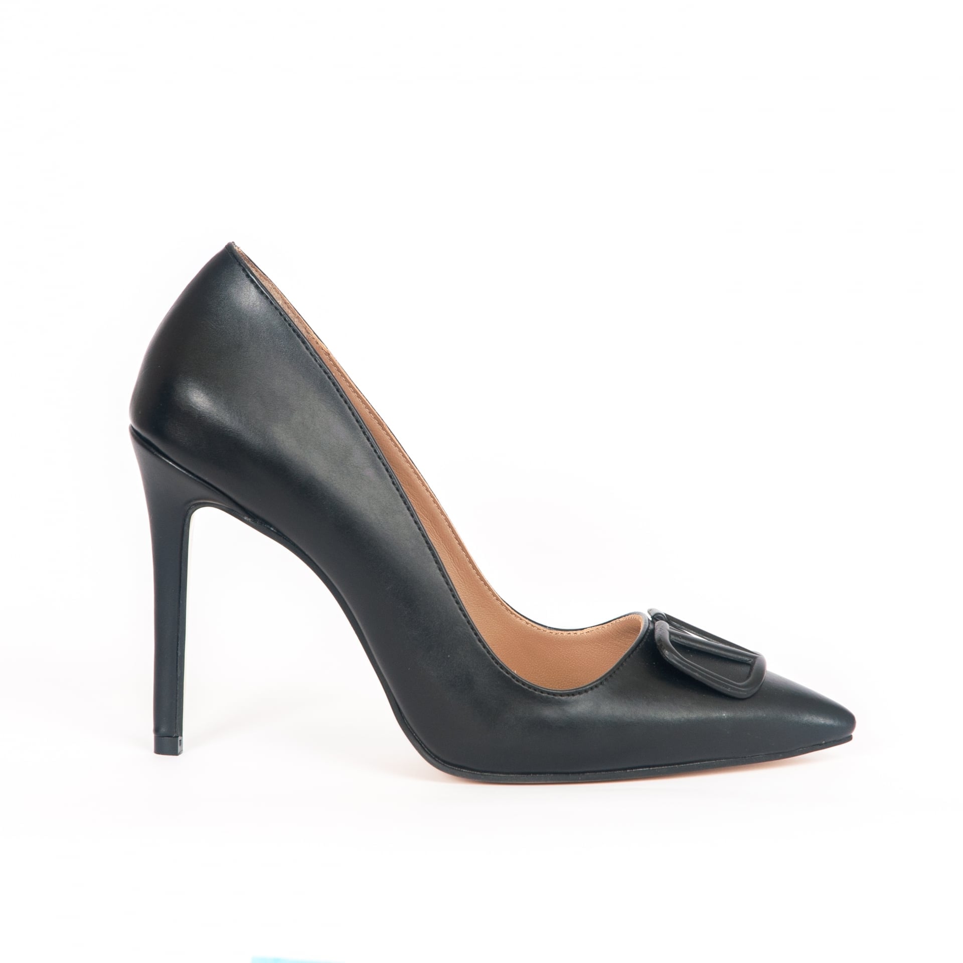 Дамски обувки VENDETTA черна кожа с ток 105 мм.